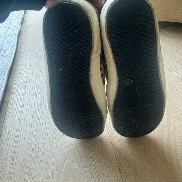 Golden Goose Super-Star Sneakers with Leopard Print and Black Star - Picture 6 of 7